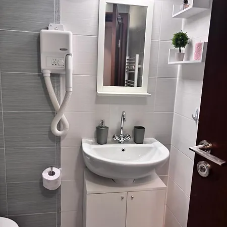 Belvedere Club H80 *